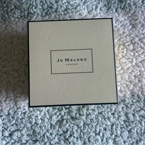 Jo Malone Perfume Box
